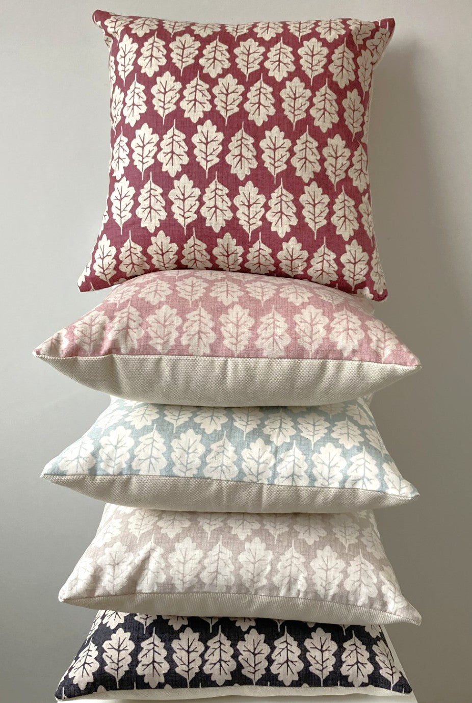 Oak Leaf Cushion - Rose