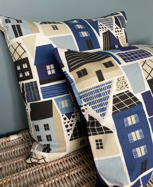 Clovelly Cushion